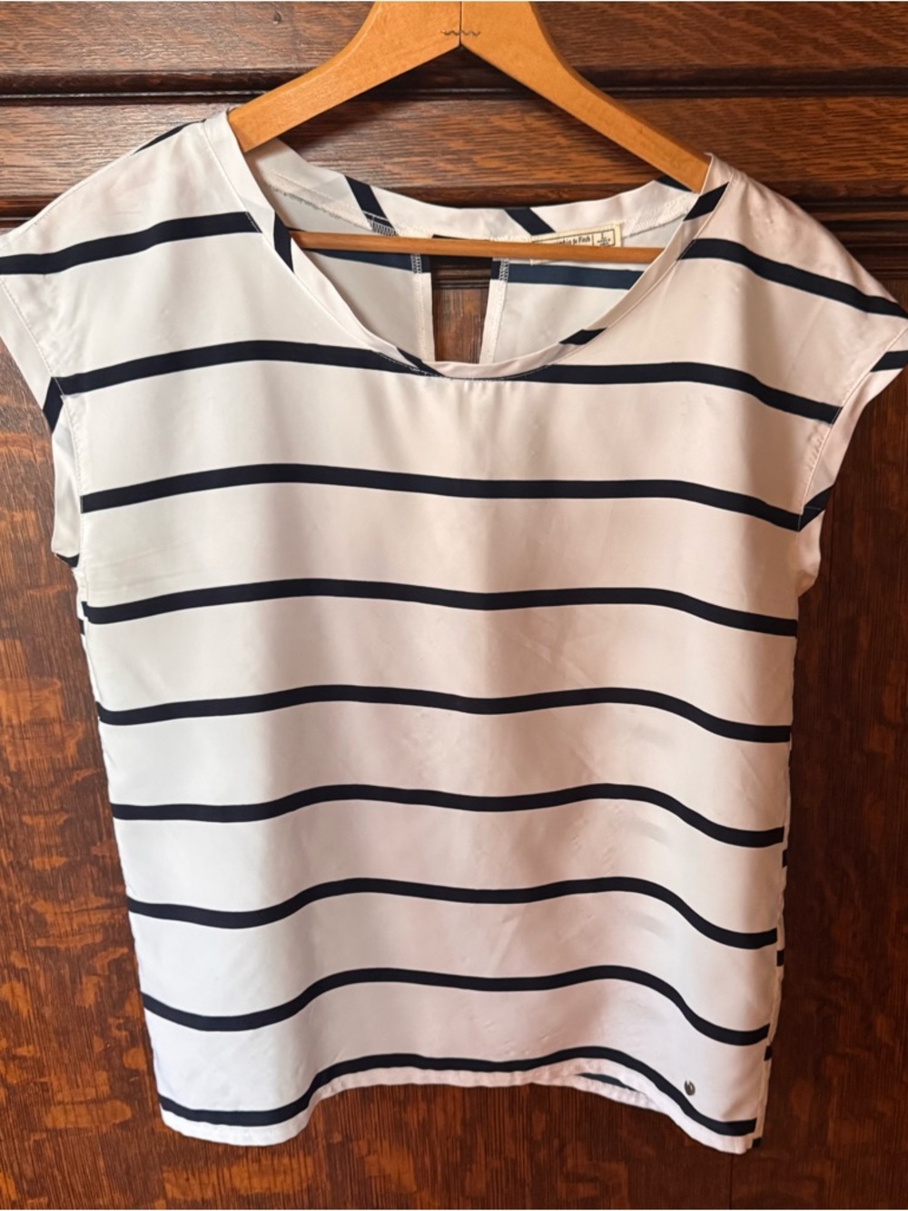 Abercrombie & Fitch White Cap Sleeve Top with Navy Stripes, size large
